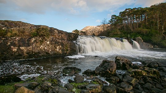 MayoDotIE's tweet photo. Great to see that @BigSevenTravel has featured the #WildAtlanticWay as one of its top Bucket List Places You Need To Visit This Decade! 🗺
Link to article➡️ https://t.co/oVWbXmYJFK

To #visit all the Wild Atlantic Way Discovery Points along #Mayo coast ➡️ https://t.co/n92EFXZrYX https://t.co/NlLmddJ79S