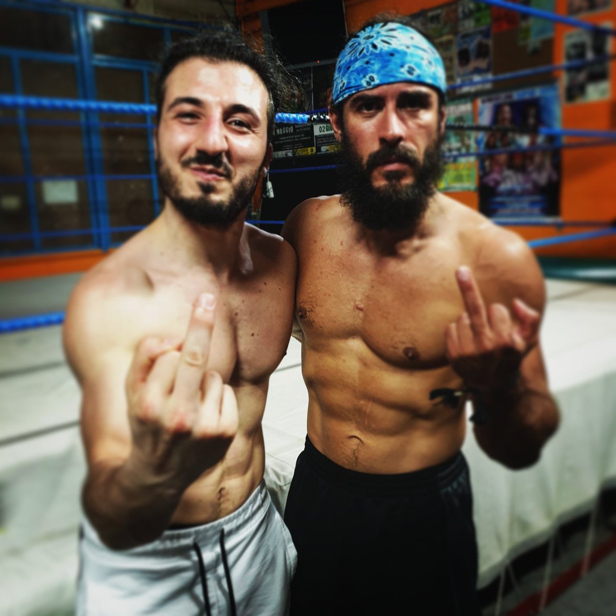 AlexFlash_SIW's tweet photo. If I ever will be half as good coach as you are, It will be just because you lead me in the right direction. If I succeed, It will be your win.
Today it is an important day, it is your birthday. You'll be proud of me!
Fu*k concussion,nothing brings my coach down! @TheChrisSilvio https://t.co/k2HWapWQK3