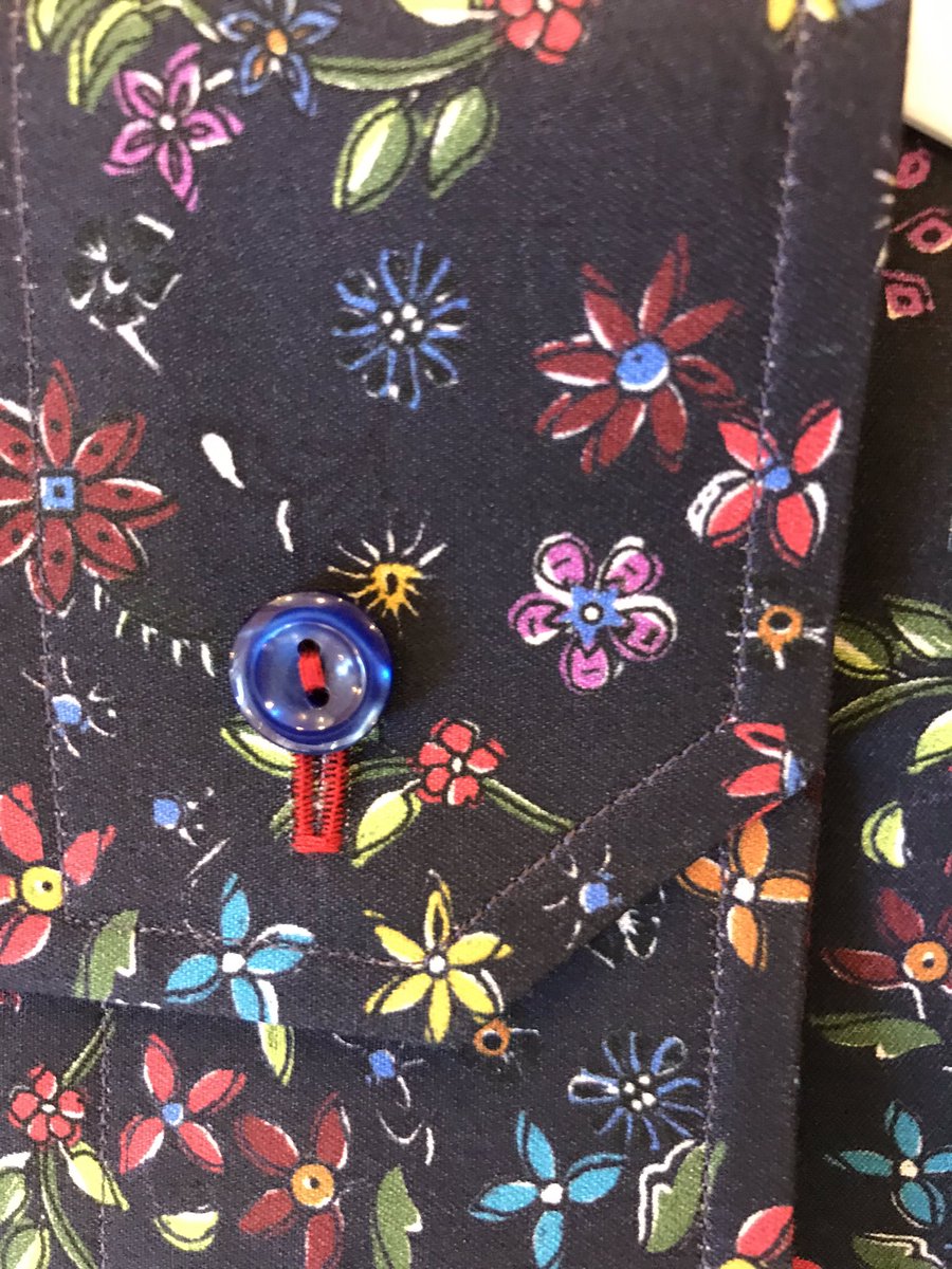 ARIBoston's tweet photo. It’s all in the detail! #Etonshirts #fashion #customshirt #madetomeasure #Mensfashion #ARIBoston #Bostonfashion https://t.co/mlJiABIO2w