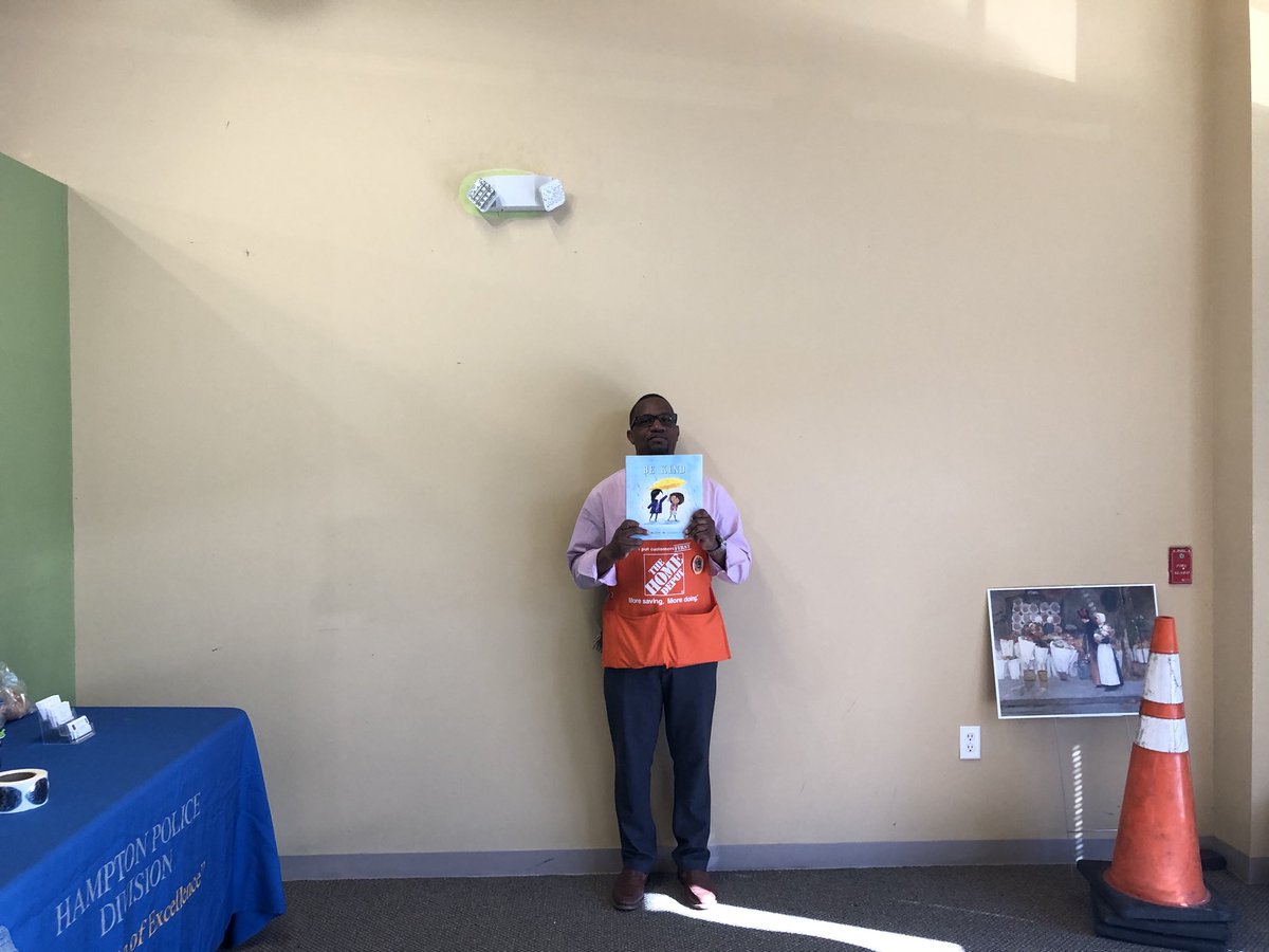 Denise Smith tweet media