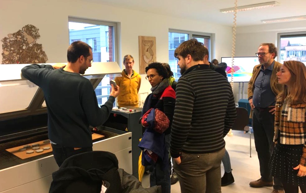 CityDevBrussels's tweet photo. Aujourd'hui, la Secrétaire d'Etat pour la transition économique @barbaratrachte part à la découverte de nos sites pour entreprises situés sur la commune d’Anderlecht . #Newton #CityLine #SaintExupéry https://t.co/R8fPdwIDA0