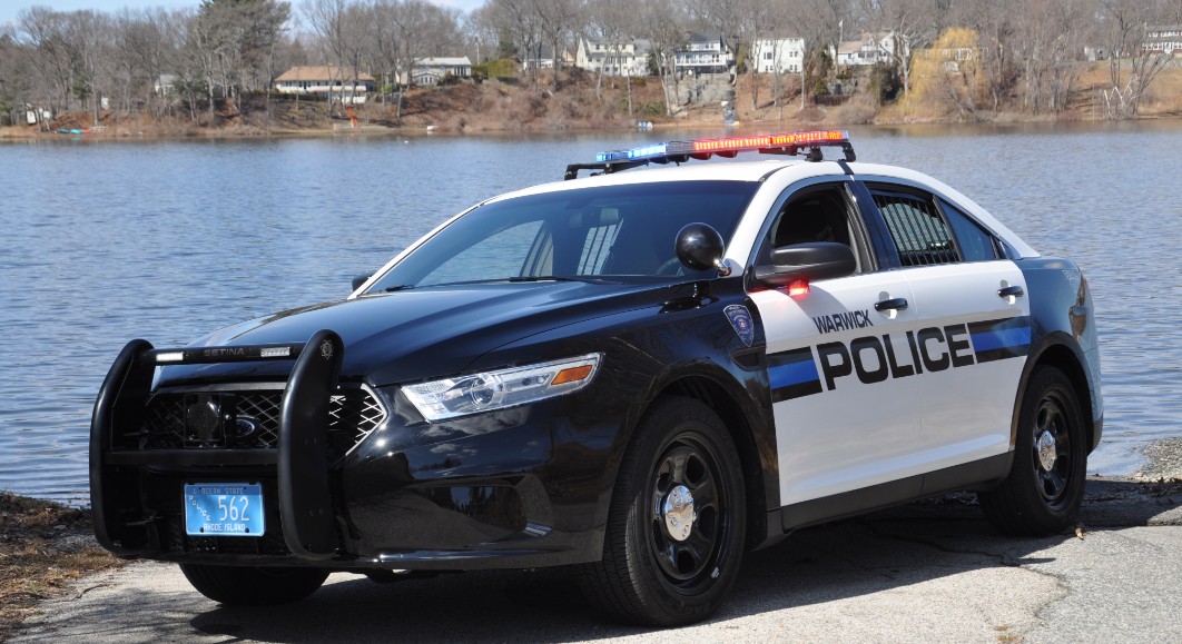 Only 22 more days before our police officer application period closes! Still plenty of time to to get in on what is still one of the best careers around! See below links for more information and to apply.

warwickpd.org/index.php/recr…

policeapp.com/WarwickRI