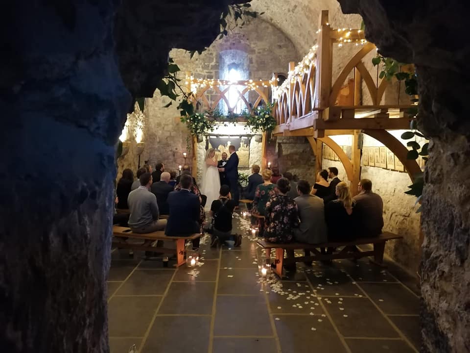 Springfieldcast's tweet photo. Last wedding of the season, congratulations to lovely couple Lori and Paul. https://t.co/QQX3ipy2I8