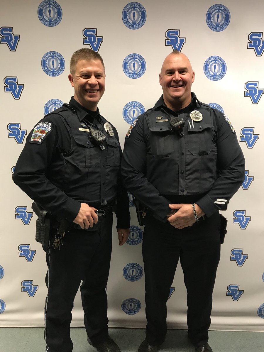 SVSDSAS's tweet photo. It’s Law Enforcement Appreciation Day! We want to take a moment to recognize and thank the School Resource Officers that keep our senior high campus safe. 

A special thank you goes out to Jackson Township officers Jason Young and Hunter Ryan! https://t.co/GvxtmTcZd3