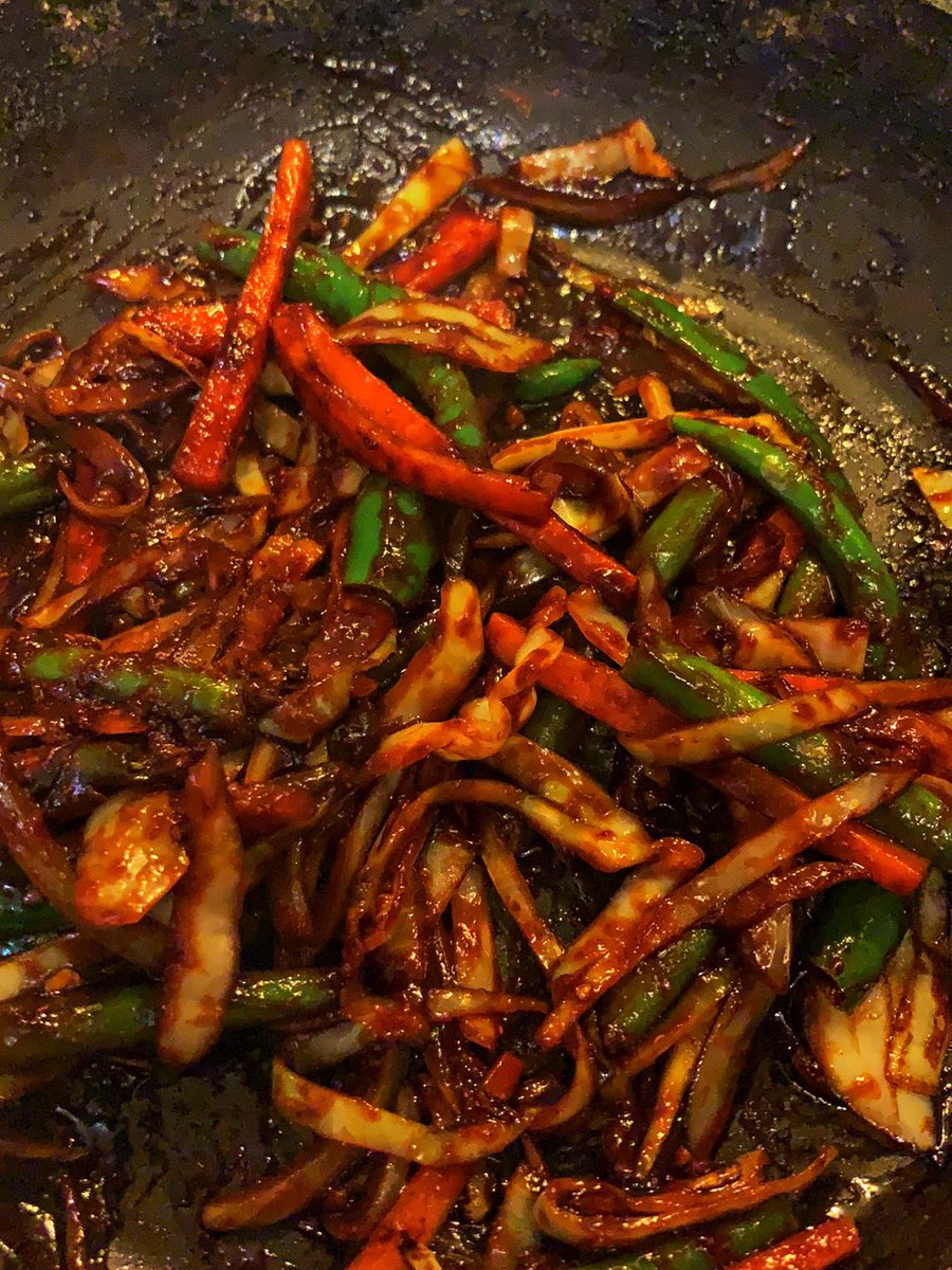 kitchnwtchngirl's tweet photo. Spicy Thai Noodles 👉 #spicythainoodles #thaifood #noodles #thainoodles #foodstagram #instagood #foodporn #foodlover #instafood #spicyfoodslover #spicyfoodislife #sesameseed #thainoodles #buzzfeedfoodies #buzzfeedfoodveg #buzzfeedfoodtasty #canstilltasteit #sogoodfood https://t.co/rFRsoieqCR