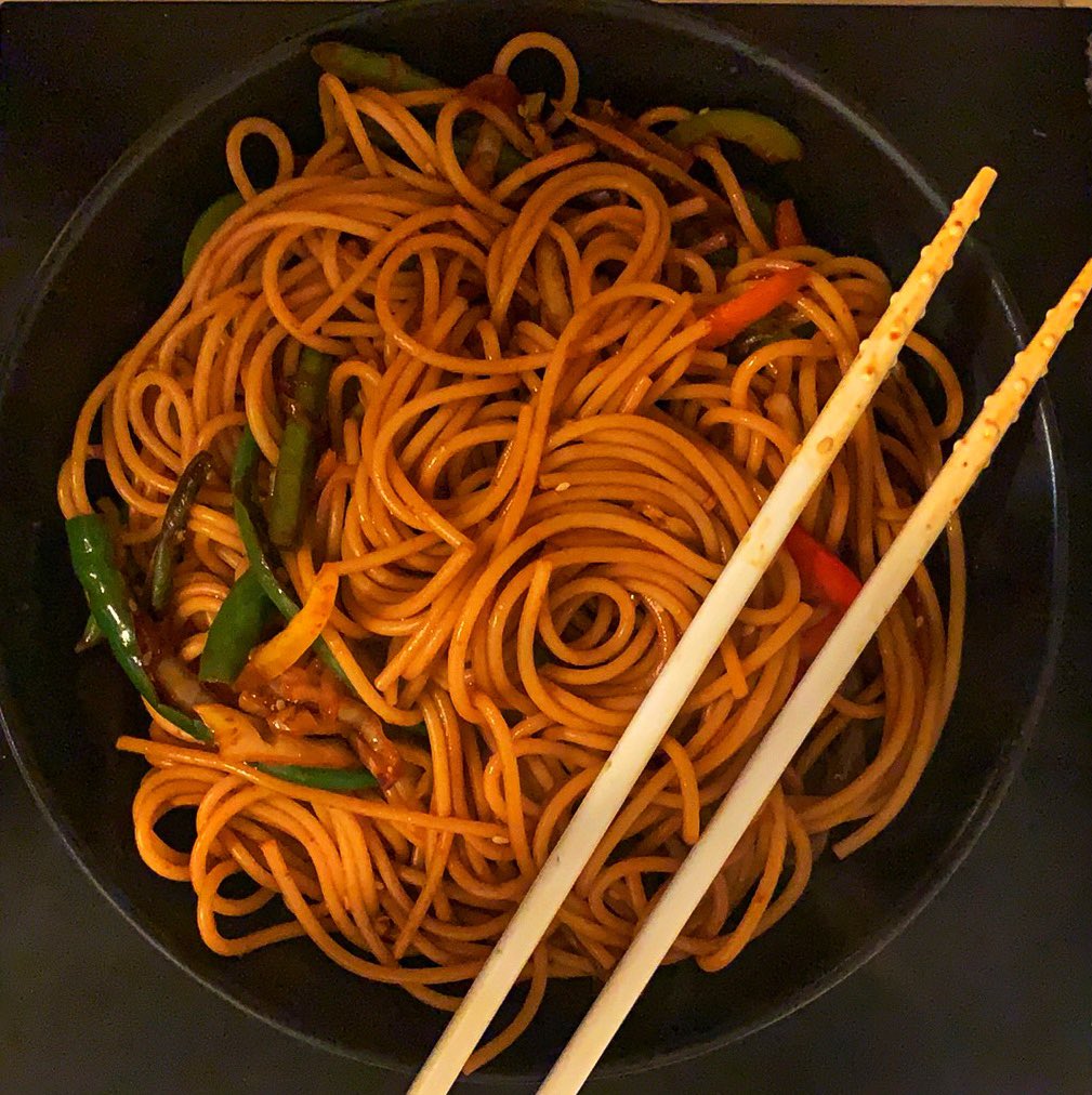 kitchnwtchngirl's tweet photo. Spicy Thai Noodles 👉 #spicythainoodles #thaifood #noodles #thainoodles #foodstagram #instagood #foodporn #foodlover #instafood #spicyfoodslover #spicyfoodislife #sesameseed #thainoodles #buzzfeedfoodies #buzzfeedfoodveg #buzzfeedfoodtasty #canstilltasteit #sogoodfood https://t.co/rFRsoieqCR