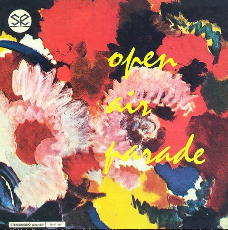 exclaimdotca's tweet photo. Rather than stick to one overreaching sonic aesthetic, Alessandro Alessandroni’s ‘Open Air Parade’ is all over the place — but in the best way possible. Our 9/10 review: https://t.co/NNRu55rfd1 https://t.co/34ks0kWB8N
