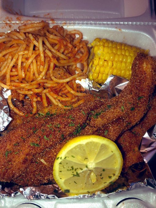 LawCannon's tweet image. What’s up Twitter!

My name is Law Cannon &amp;amp; I’m the CEO of Cannon’s Catering 💣 A Chicagoland Black Owned Catering Business! 

I would appreciate if you RT this tweet if this pops up in your timeline 

My next customer may be you! 

Follow our Instagram page @CannonsCatering 🔥