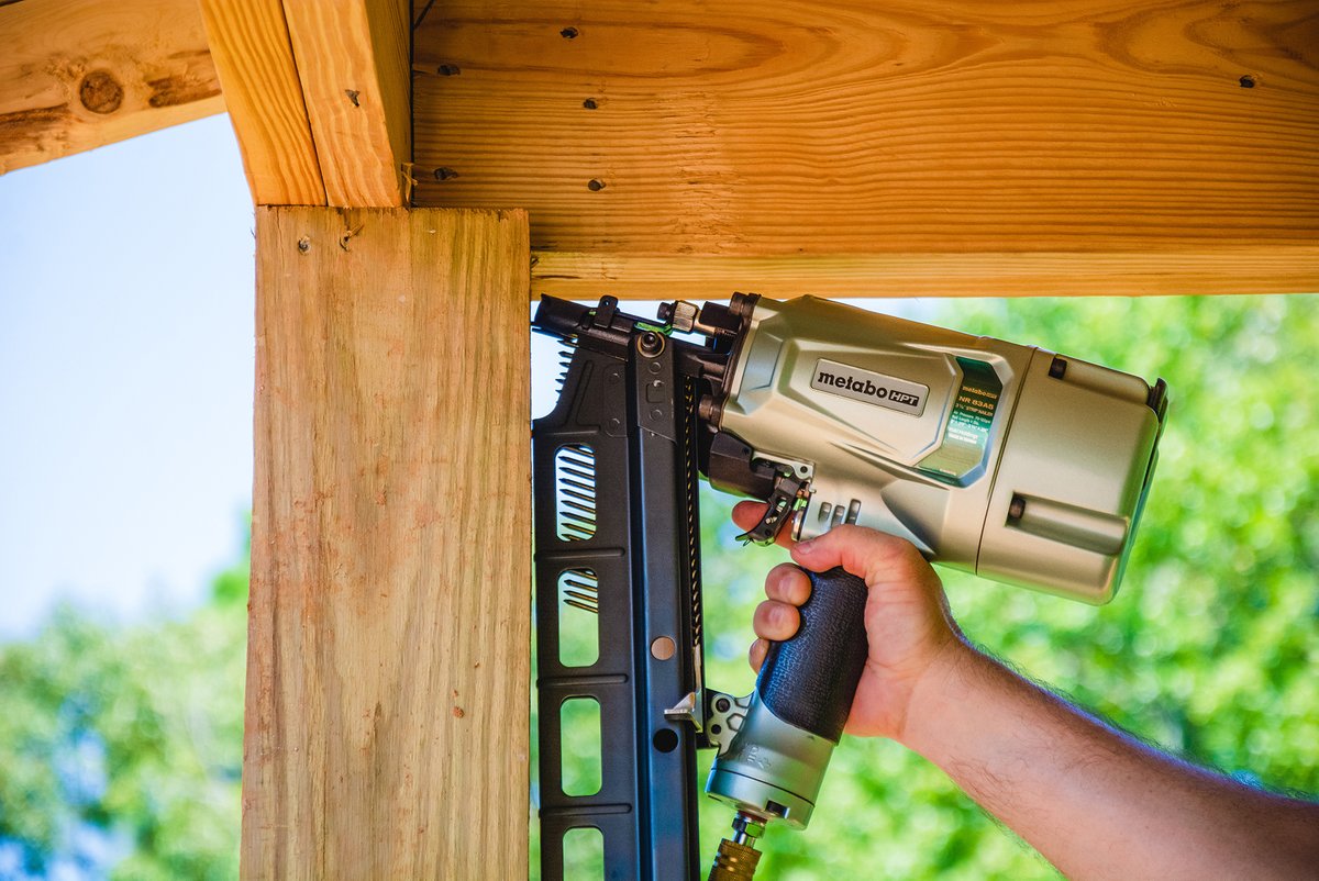 MetaboHPT's tweet photo. Metabo HPT's Pneumatic line of nailers have been rated the PRO Preferred nailers for the 6th year in a row by Builder & Developer Magazine! We want to know - what's your favorite Metabo HPT nailer?
#DurabilityFirst #ProPreferred #Nailers https://t.co/OwGQILB8pj