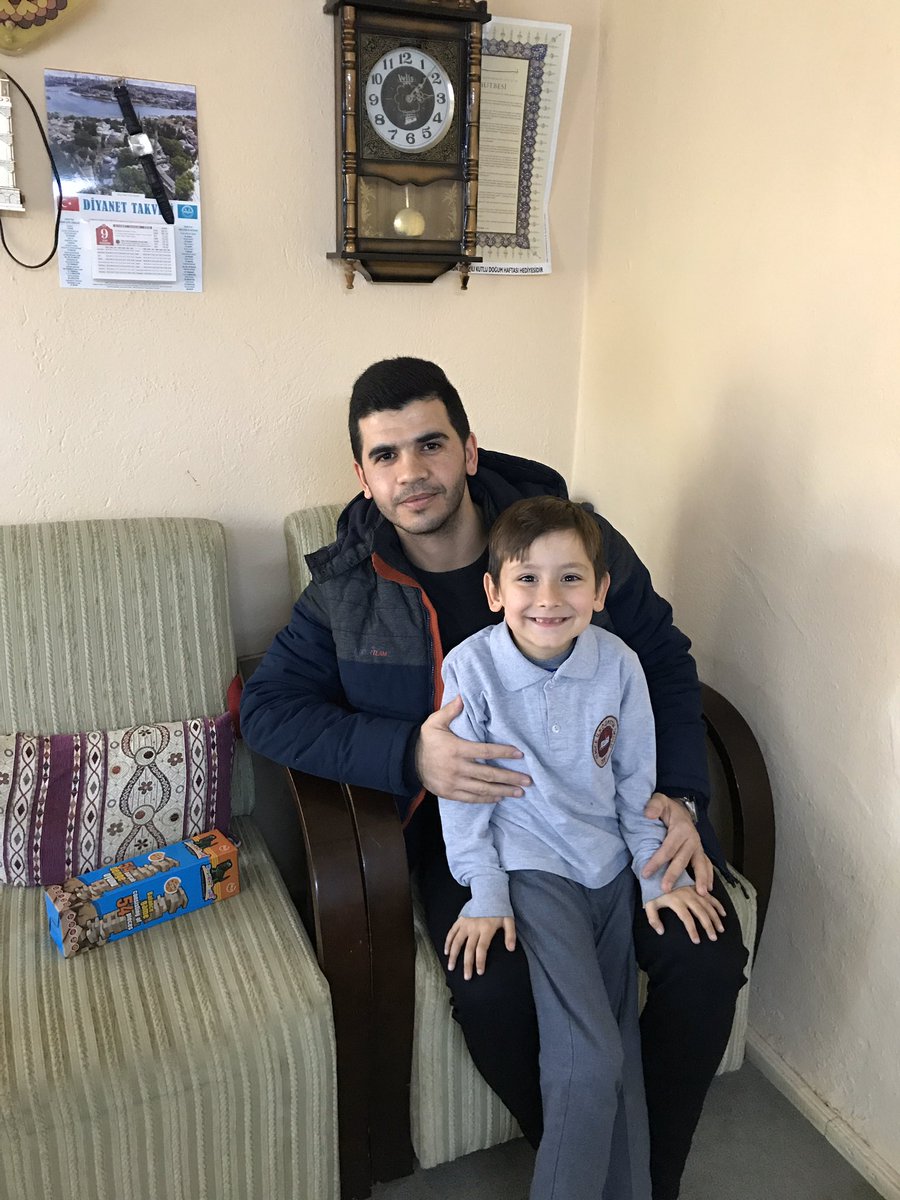 s_kabatli's tweet photo. #ÇayımızıSohbetleKarıştıralım
Yenice İlkokulu öğretmenleri, sıcak sohbetle veli ziyaretlerini gerçekleştirmektedir. @Aydin_MEM @seyfullah0966 @tcmeb @ziyaselcuk @yskosger @safran1958 @okancbn @mebailesi2023 https://t.co/OvYWInfIfx