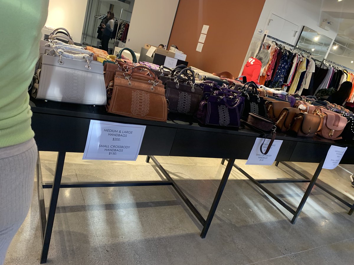ny_samplesale's tweet photo. Checked #Altuzarra sample sale. Rate4/5. One of my favorite sales of year. Same price like last year and more selections. Lots of this season’s collections and bags. Many  people are here already. @233broadway https://t.co/YTOc2X4ypR