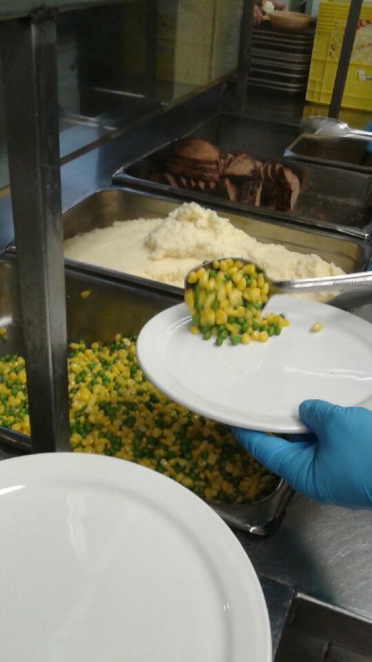 OFSS1969's tweet photo. Our first Hotel Lunch of 2020 started off with the Hotel Association of Greater Edmonton and a wonderful Meatloaf Meal - thank you to @racerike and his team and @RobWilliamsCTV for helping out with lunch yesterday @OFSS1969 #OFSS50years #yeghotels https://t.co/ytESefievh
