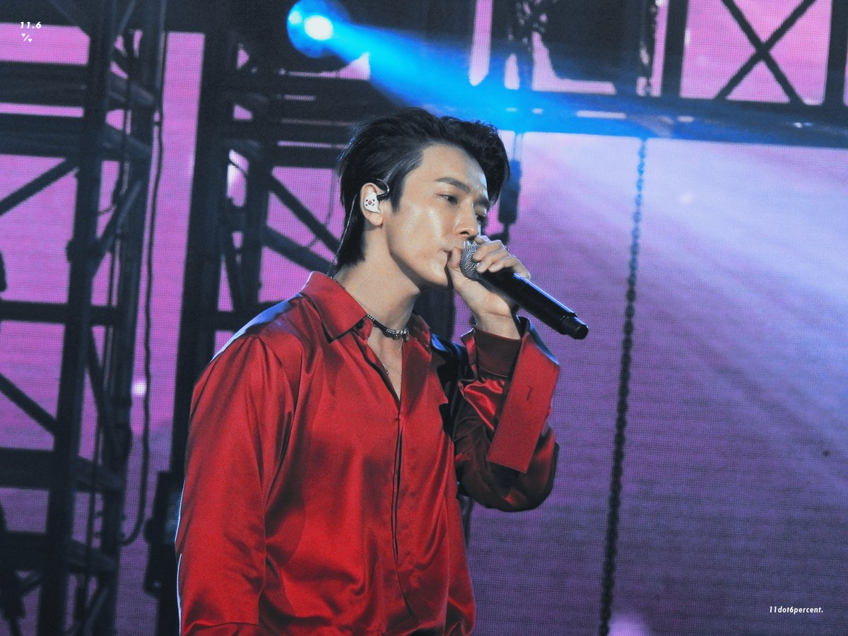 11dot6percent's tweet photo. 191231 D&amp;E 2020台北跨年 

in Taipei .

#Donghae #SUPERJUNIOR #DnE #동해 #슈퍼주니어
@donghae861015 https://t.co/WfILDsnsAM