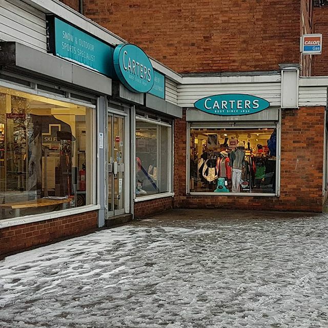 carters360's tweet photo. Carters Pop Up #skishop will open tomorrow, Friday 10th Jan 2020, Saturday and Sunday this weekend. #clearance #skiwear #skibootfitting #skiservice #snowboardservice at 99 Caversham Road #rdguk #skiing #snowboarding #choosecaversham https://t.co/7ey4dMqWc8 https://t.co/84f0CticI6