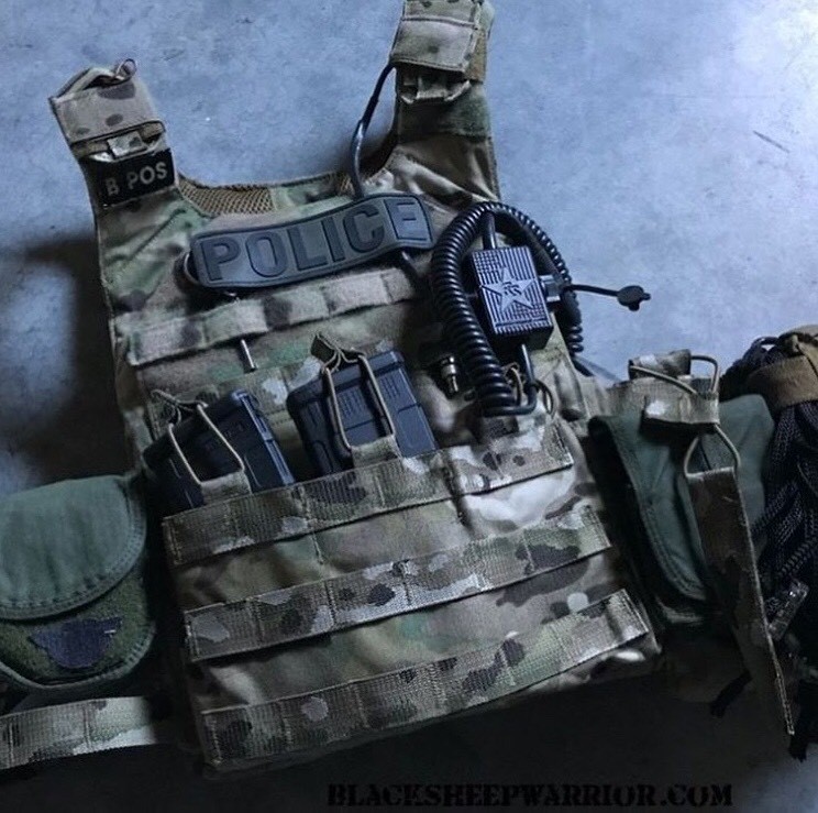 tag_usa's tweet photo. Some shots of instagrammer @blacksheepwarrior trying out our Vanguard Plate Carrier 🤟🏼Make sure to checkout the review at: https://t.co/3n9adwNwsk!

#vanguardplatecarrier #berrycompliant #madeintheusa #americanmade #blacksheepwarrior #tacticalgear #tacticalassaultgear https://t.co/zuNE5CWxQD