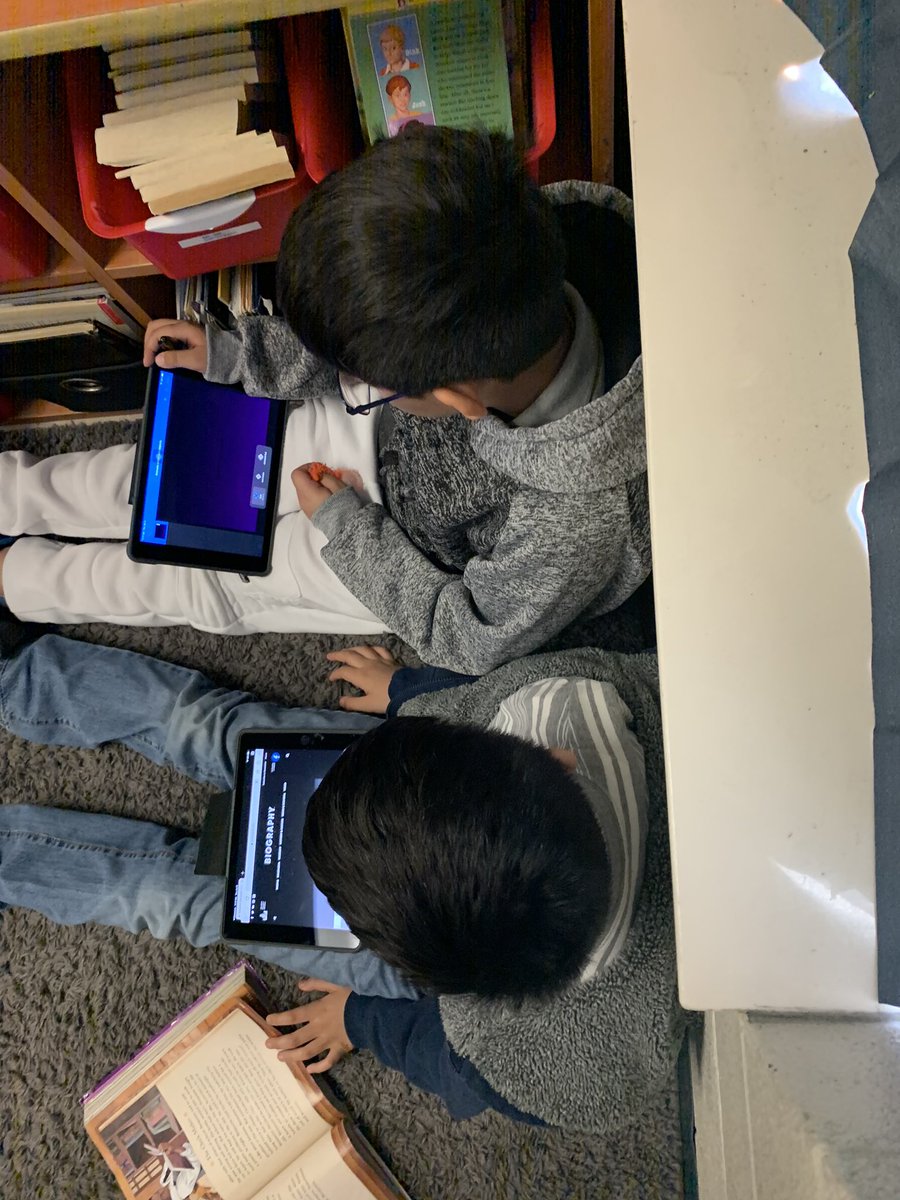 CondellisCoders's tweet photo. “Slicing text into Benjamin Banneker” D.K  “Adding background information you the beginning of Benjamin Banneker” - ASV  “Adding background and early years to our Imagine It story”  AB  #studentquotes #daretobeastar #hwesore #slicingin https://t.co/sCxGGqLElF