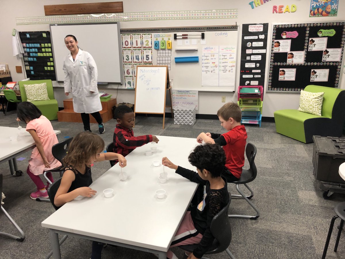 lorribrehm's tweet photo. K1 are Meteorologist! We love ❤️ learning! #tcecelebrates #tcelearns #tinytexans #cisdscience #tcetexans https://t.co/Nutx776TEX