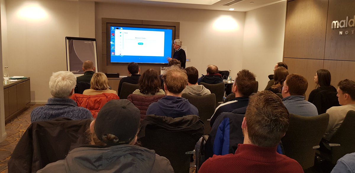 itagTech's tweet image. Full room here @MaldronSandyRd for our first TechTalk of 2020 #Angular9 #TechTalks #GalwayTech