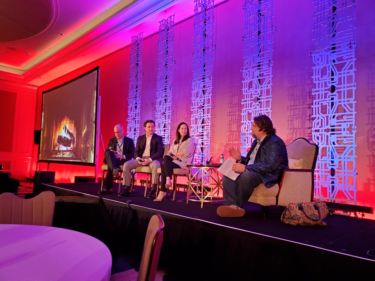 DataCenters_QTS's tweet photo. A fireside chat with some of the most knowledgeable in the business! #missionSKO #firesidechat #panel https://t.co/QlQn9M23ls