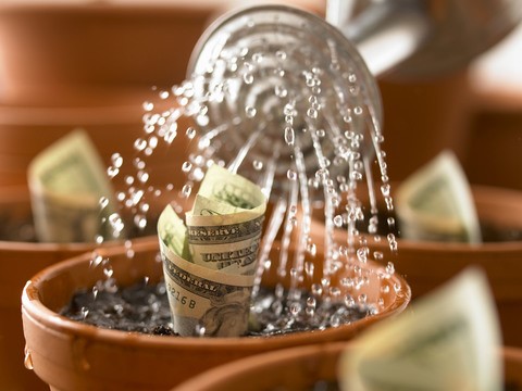 As we enter a new decade, a report from <a href="/bankingonvalues/">Global Alliance for Banking on Values (GABV)</a> offers hope for the planet suggesting most banks will choose to pursue a more sustainable approach in the future. Read my thoughts at linkedin.com/pulse/banking-… #bankingonvalues <a href="/deloitteuk/">Deloitte UK</a>