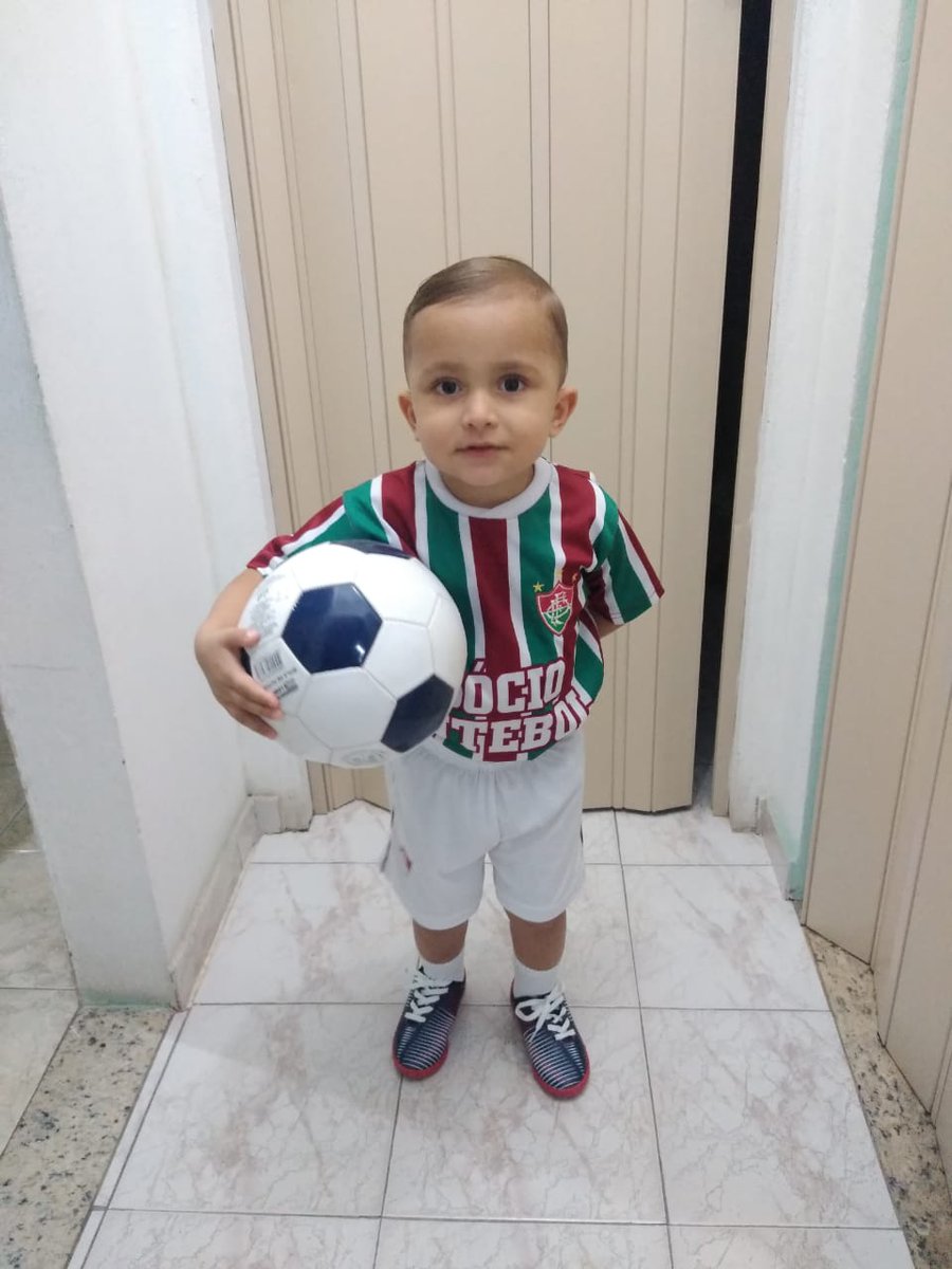 arthurbizzo's tweet photo. Chegou a notícia que todos esperavam, Fluminense fechou a contratação de um volante pra suprir ausência do Allan, Davi Bizzo é o nome da fera!
@oflumedomina @ge_flu
@mateusduque #SEJASÓCIO #FLUMINENSE #2020FLU #geflu #FFC #jogaremosjuntos #VOLANTERAÍZ https://t.co/r4QEgW0GrQ