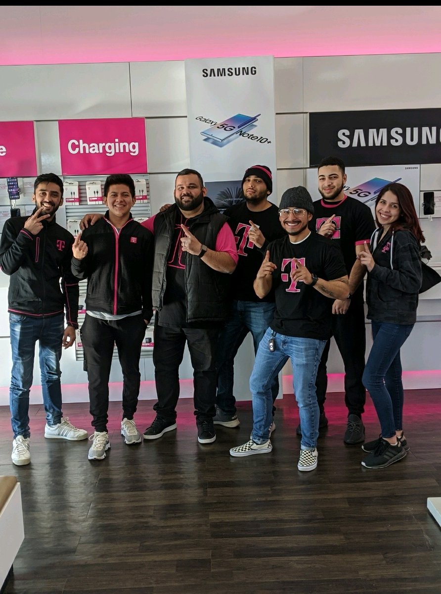 BridglallRebeca's tweet photo. Leadership Development in full swing with our Senior Mobile Experts in Suffolk district. Excited to see their next journey in leadership for 2️⃣0️⃣2️⃣0️⃣
🧨🎆🎇🔥@CalebHaley07 @fahadidris @ajoseph2012 @myamtel #LeadershipDevelopment #teamsuffolk #northeastbeast https://t.co/uvFrvnlMvO