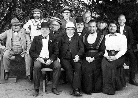 tretton37ab's tweet photo. Tomorrow we kick off our first internal knowledge sharing day of 2020 - it's set to be epic as we kick off as we mean to go on. It looks like the Borlänge team have the furthest journey to make, as they are apparently heading to Stockholm from 1895.
#leettimetravel #knowabunga https://t.co/kGBYszcnG1
