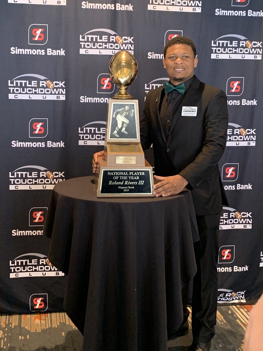 Rock_Athletics's tweet photo. FB: The reception for the Harlon Hill Trophy has started. We’ll have a full gallery after the presentation. https://t.co/mWubCjiHYd