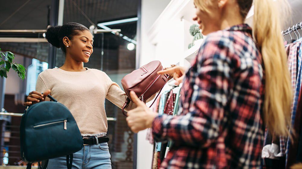 DigMedGhost's tweet image. Make your return policy hassle-free - doing so will not only improve overall customer experience but also boost your online sales.
buff.ly/2ZWGRnp
#CustomerFears #ReturnsProcess #Returns #CustomerService