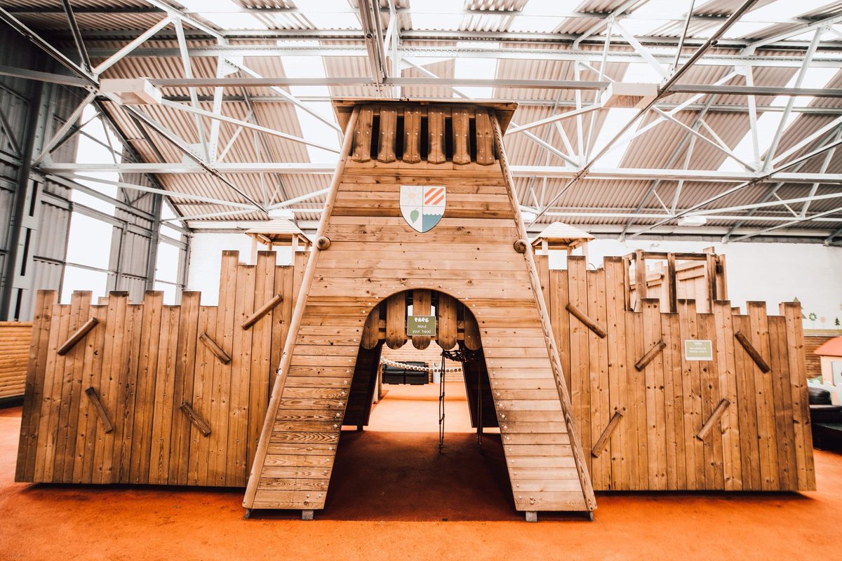 Open ALL Weekend 10am - 5pm😃

Pre-book online and you'll receive a FREE Return Voucher for our winter season! 

Book now at: parcplay.com/book