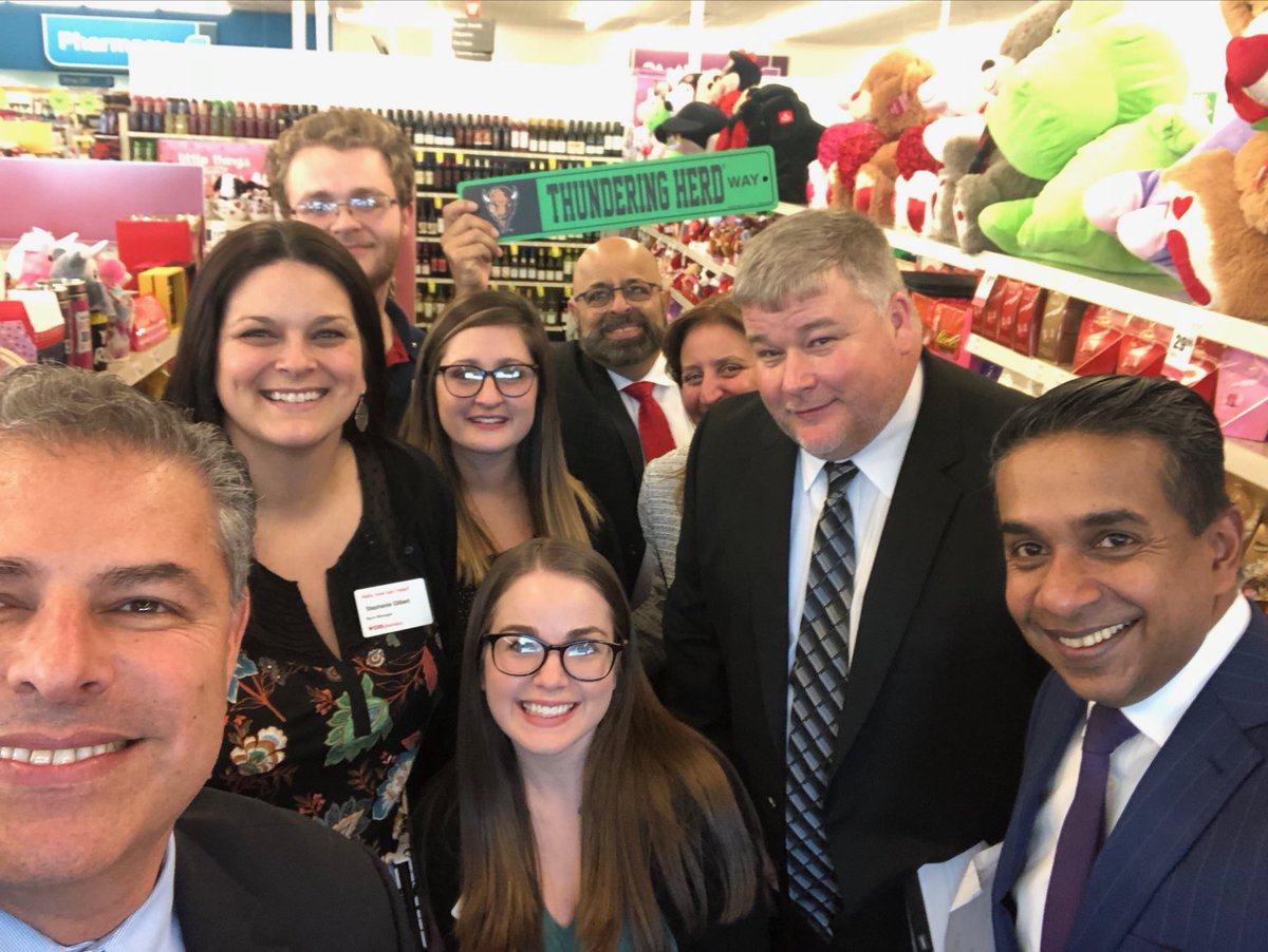 We are Marshall😀 Awesome to be at the campus store for Marshall University in WV ! Alma mater for Jets QB Pennington ! Great store lead by SM Stephanie and PM Stephanie ! ⁦<a href="/DickDakessian/">Dick Dakessian</a>⁩  ⁦<a href="/davidksaef/">David Saef</a>⁩