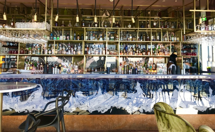 MDLarchitects's tweet photo. Located atop of a DoubleTree by Hilton hotel, Morrison Design was given the brief to create a city centre roof-top bar like no other, by maximising the functionality of an existing roof-top bar and transform it into London’s wildest sky-high destination.
https://t.co/o2IQYkoqrp https://t.co/QQWWrbrBNg