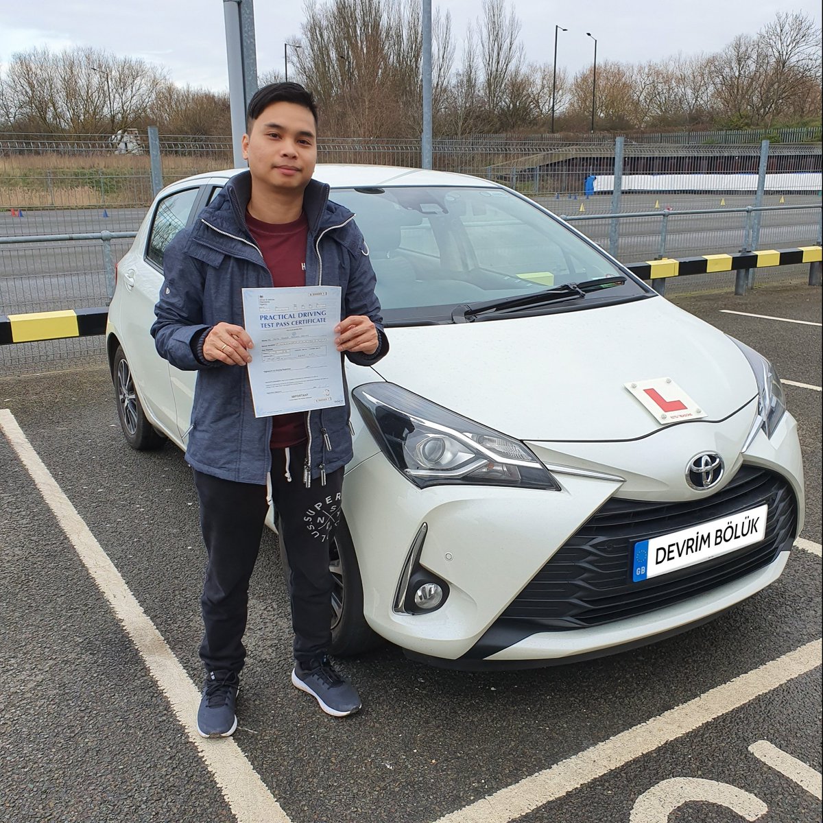 Fritz Jerald Pusung Javier has passed his driving test with only 3 driving faults at 9:07 on Wednesday, 8/1/2020 at Enfield MPTC.🤲😀
#drivingschool #drivinginstructor #drivinglesson #drivingcourse #manualdrivinglessons #drivingte #intensivedrivingcourse #passplus