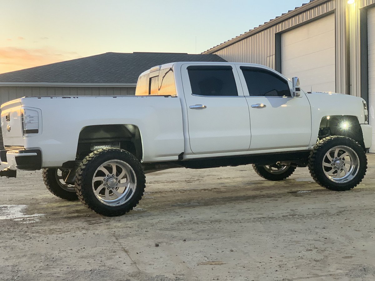 Bmart106's tweet photo. Now that I have everyone’s beloved attention. Truck is 100% still listed for sale! Info is in pictures. $48k with the AmericanForce wheels with brand new Cooper STT pros. $45k on stock wheels. Price is OBO. DM for more info. Please Share away. $100 to whom ever sends me a buyer🤟🏼 https://t.co/WstlMhhBkg