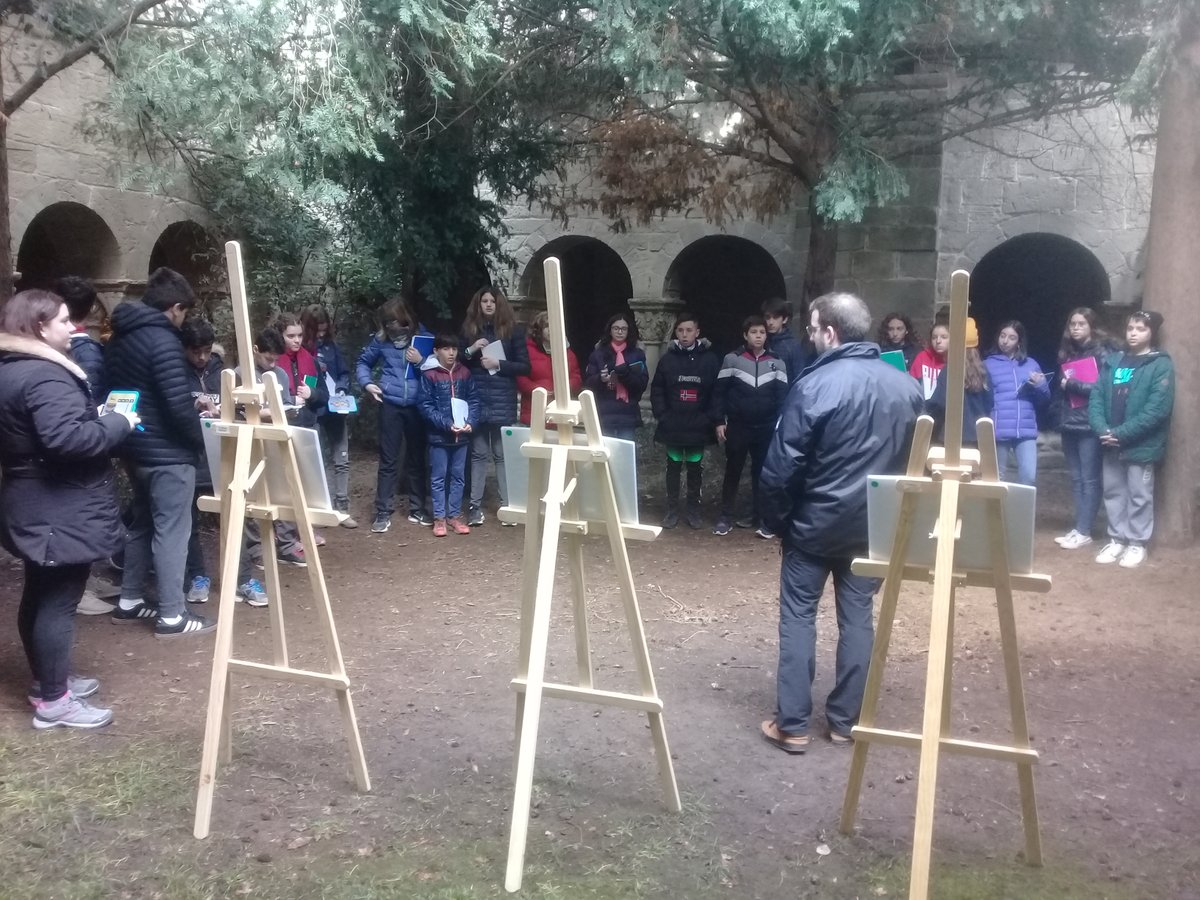 COOPPAIDOS's tweet photo. Els alumnes de 2n d'#ESO 👩🧑 aprenen sobre l'Edat Mitjana 🏰 i l'art romànic visitant el Monestir de Sant Benet ⛪️ i fent un taller de pintura al fresc 🎨 #TotsSomPaidos #SortidesPaidos #odspaidos2030 @EscolesCoop @agrescatAEC @FTrams @montpeita https://t.co/7bRTx7mZBS