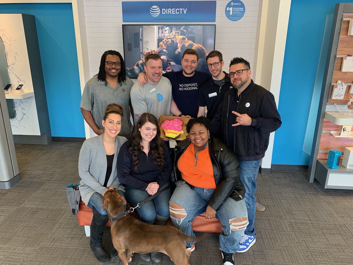 Cheyenne’s last day with us at #mcknightmere, #teamwow. We will miss you cheyenne.  <a href="/Ram_Rodriguez8/">Rameses Rodriguez</a> @rameses7878gma1 @oliveiramikeO