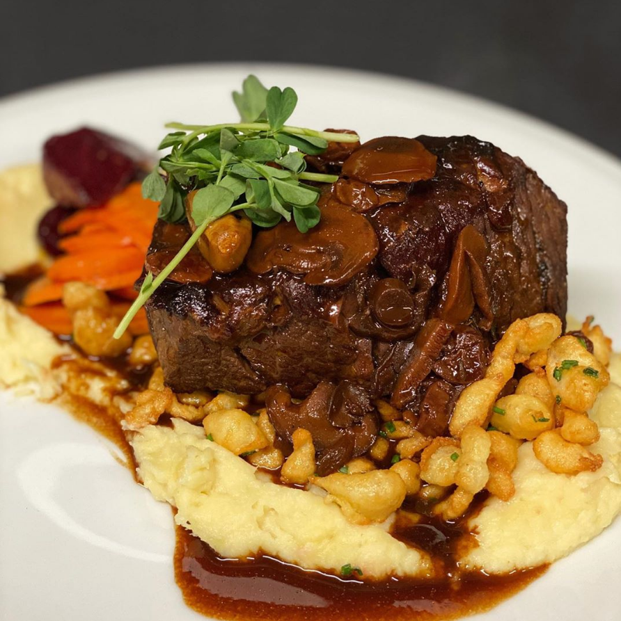 Stone House Dining tweet media