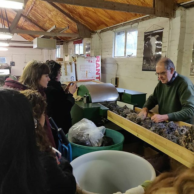 texuob's tweet image. Second year knitted textile students visit Diamond Fibres to see wool processing first-hand. #wool #Britishwool #woolprocessing #wensleydalefleece #textiles #textiles_uob #natural fibre