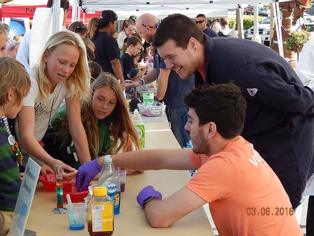 robertiafe's tweet photo. #tbt Picture from last decade at the STEM in your Backyard outreach event at @Wavelength_Brew. Such an inspiring local event that brings the community together to explore #STEM. Looking forward to volunteering at the next one! #csusm #csusm_csm #STEMinyourBackyard #STEMiyb https://t.co/wRfRXcu19F
