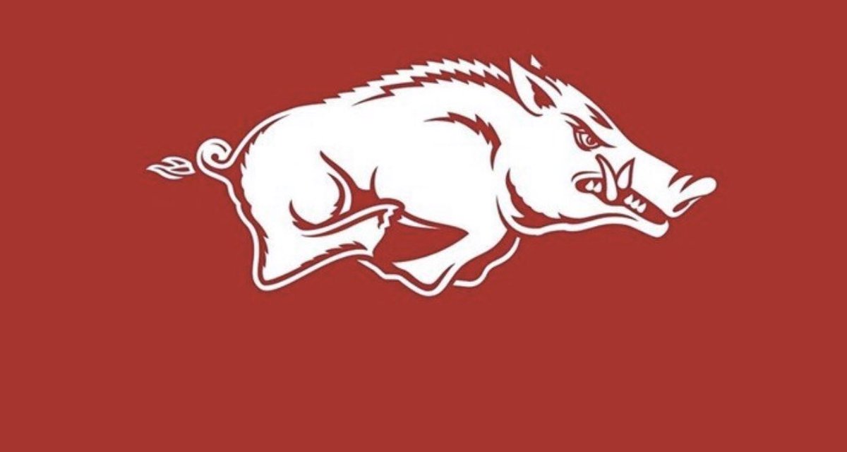 d1highlights's tweet photo. 🚨🚨BREAKING🚨🚨
2021 Bowling Green HS TE @jordandingle21 tells us he has been offered by @RazorbackFB this evening. @CoachSamPittman goes into KY for some talent. @J3MTraining @DecarloWoodmore @JPrince30 @RN_JK808 #WPS #1ELEVEN #CALLTHEMHOGS https://t.co/IgS7dnPSa6