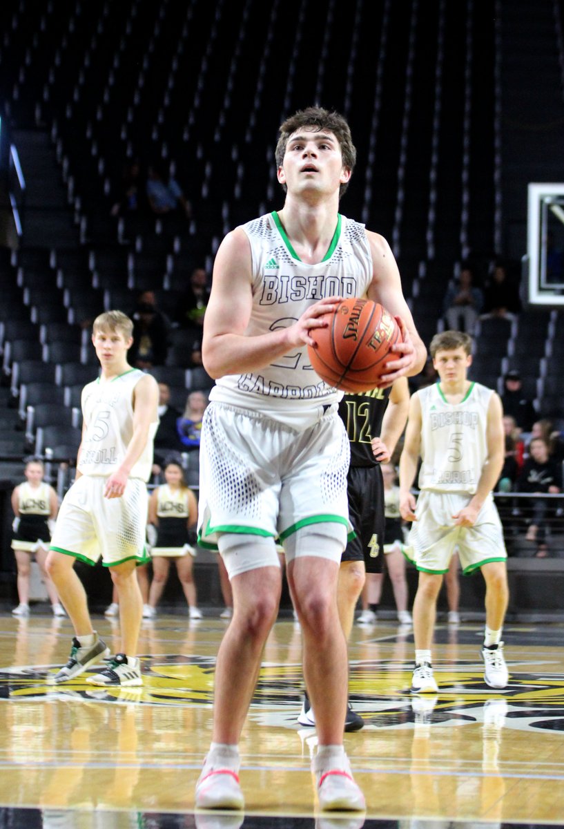 BCCHS_Eagles's tweet photo. Flyer editor Grace Mernagh and photo editor Reagan Smith captured these moments from BCโs pre-Christmas games at WSU. #FlyerThursday #EaglesICT #BCBBall https://t.co/aW0TErwsNk