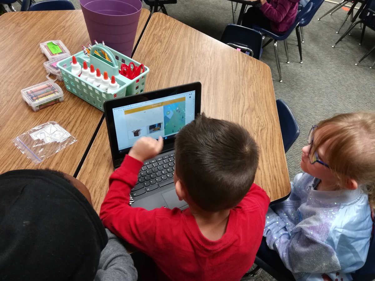 FroelkeNix's tweet photo. Today we played "Time to Climb" with our CVC words! The kids loved working together in this interactive game! Nearpod is definitely a favorite in this kinder classroom!! @nearpod @RothKISD @KleinDigiLearn @jenny_mcgown  @KleinISD @KISD_Literacy #ramtastic #nearpod
#kinder https://t.co/PT4KDOsz8N