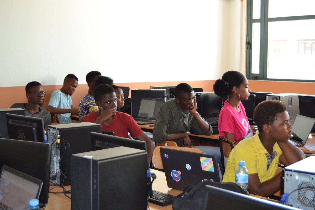 gdscuem's tweet photo. Another event we held on October 19 was how to get internships and intro to web development
#DSC #DSCSSA #DSCUEM https://t.co/7UKcCsnjGp