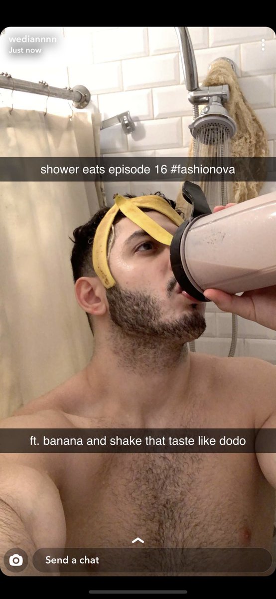 Yassuo's tweet image. My boy is convinced eating in the shower makes the food taste better, anyone else do this or is he a crackhead