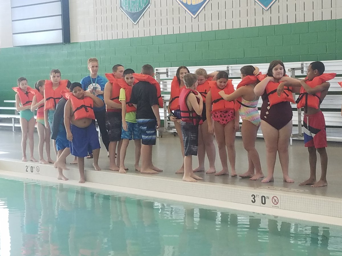 Chancellor117's tweet photo. Having a blast learning water safety! https://t.co/1nOz7dH0Ya