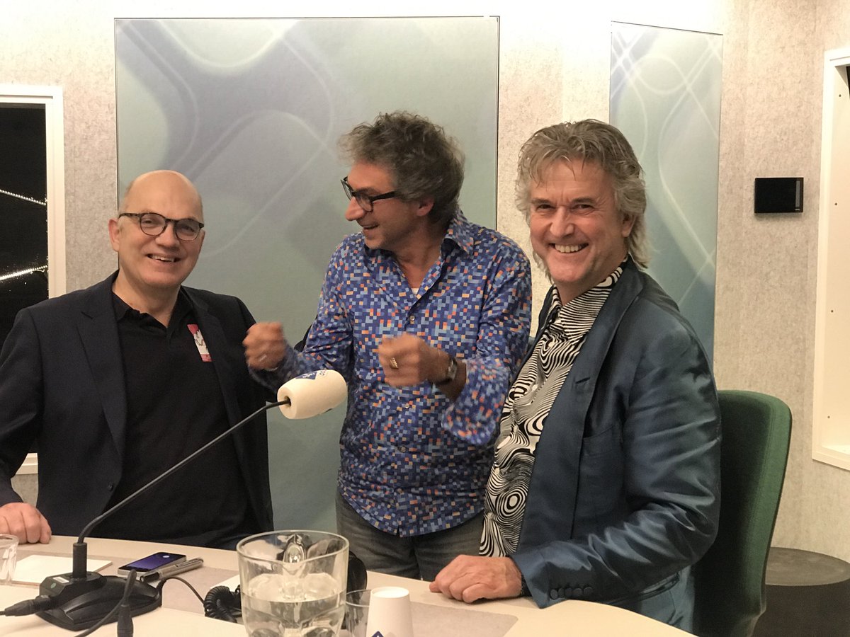 Radio Kunststof (@radiokunststof) on Twitter photo Te gast bij Frénk van der Linden componisten voor Hafabra <a href="/JohandeMeij/">Johan de Meij</a> en <a href="/jacobdehaan/">Jacob de Haan</a> op <a href="/NPORadio1/">NPO Radio 1</a> Te gast bij Frénk van der Linden componisten voor Hafabra <a href="/JohandeMeij/">Johan de Meij</a> en <a href="/jacobdehaan/">Jacob de Haan</a> op <a href="/NPORadio1/">NPO Radio 1</a>