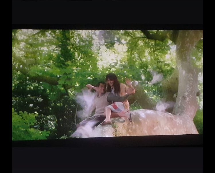 Saf ve temiz sevgiler mümkün.💁‍♀️
#şuursuzaşk