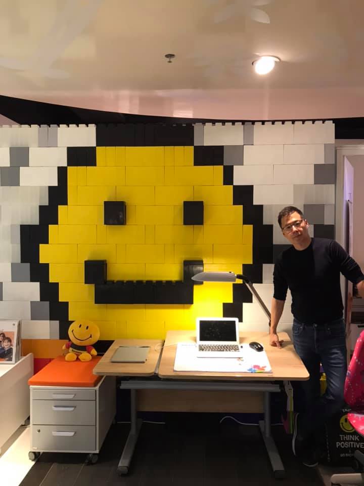 EverBlock's tweet photo. π Happy space, happy place π. Check out this fun happy-face #emoji office wall!
#everblock #8bit #muralwall #emoji #emojiwall #happyface #happyfaceemoji #smileyface #backdrop #backwall #artwall #officewall #showroomwall #eventrentals #giantlego #legowall #temporarywall https://t.co/ab3Zo3DAbM