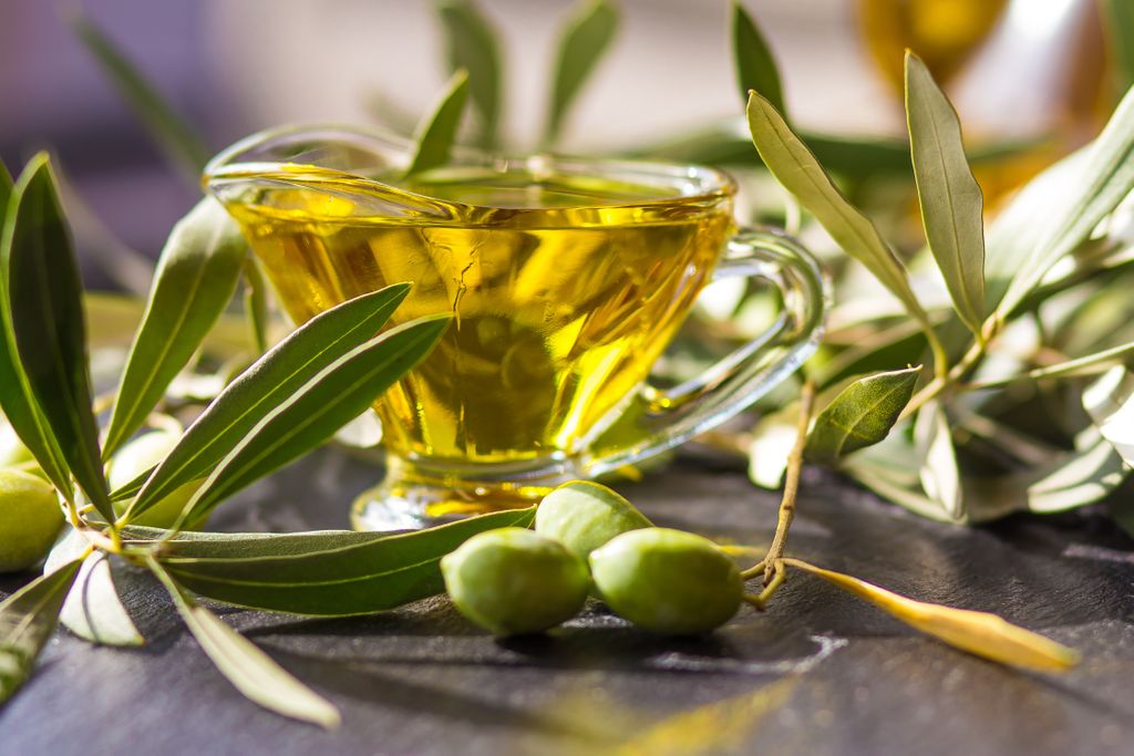 Atsas_UK_DE_SE's tweet image. Gemäß der EU-Verordnung (EU-Verordnung 432/2012) kann Öl mit einem Polyphenolgehalt von mehr als 250 mg/l als Nutrazeutika angesehen werden. Der Polyphenolgehalt in
ATSAS-Öl ist extrem hoch - mehr als 2000 mg/l.
atsas.de

#olivenöl #polyphenolen #nutrazeutika