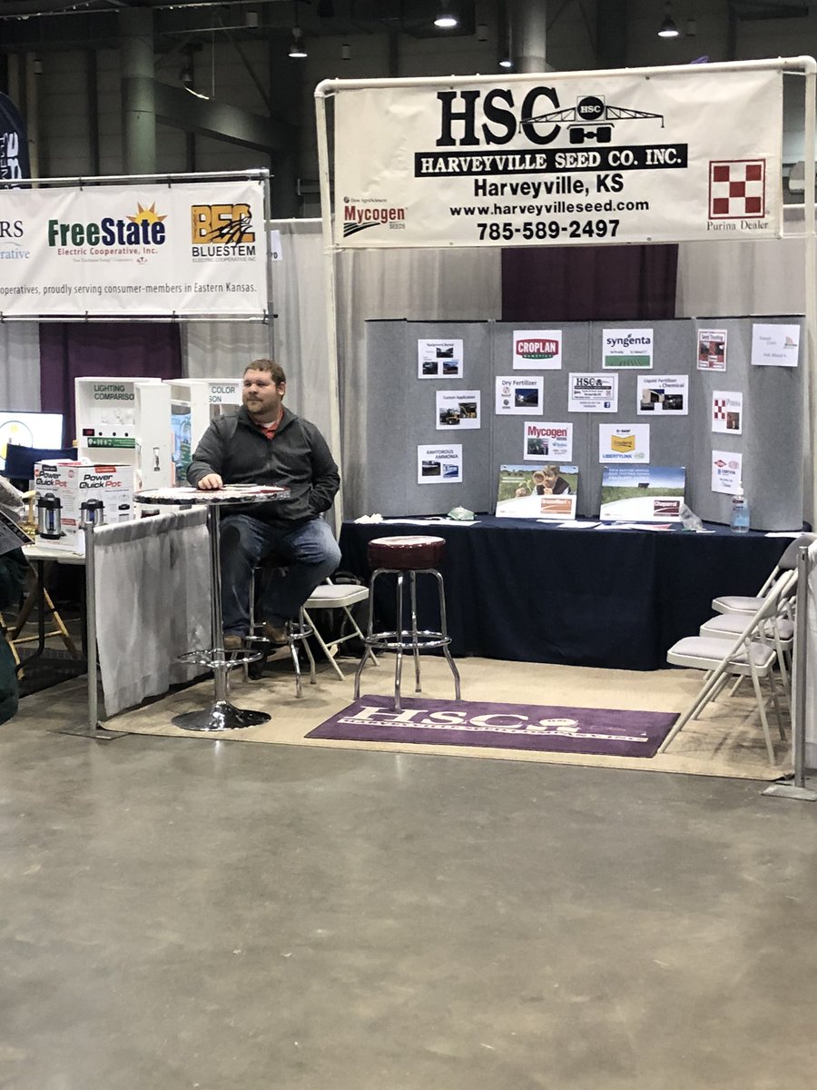 hsckansas's tweet photo. Last day of the Topeka Farm show. Come by and say hello and get a free pen! @hsckansas  #hsc https://t.co/dNHJjyI1bz